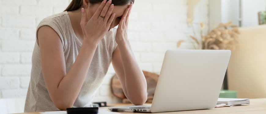 Cefaleias e sono: como dormir melhor para evitar dores de cabeça