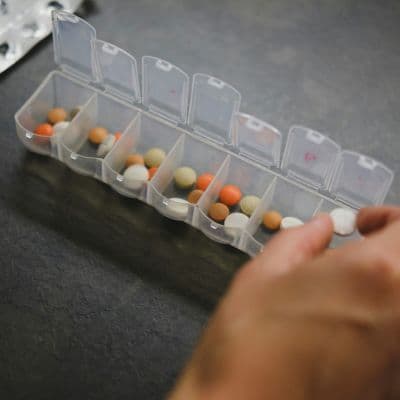 Preservativo feminino: guia de utilização, vantagens e como colocá-lo