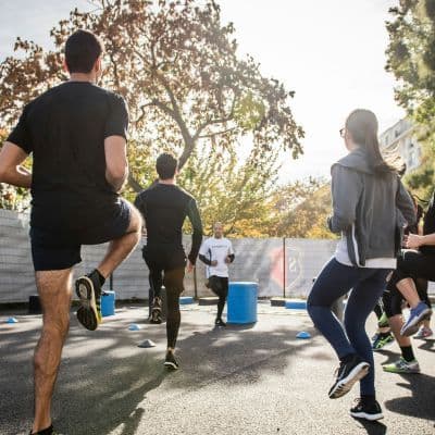 A picada profunda na nádega que te impede de dar mais um passo largo