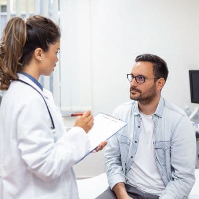 Tonturas breves e repentinas: causas frequentes e quando podem ser um sinal de alerta