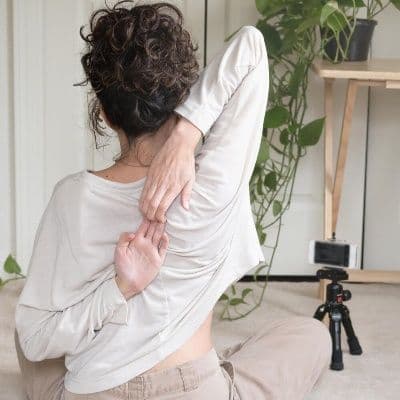 Porque é que o face pull é o exercício de que os seus ombros precisam para corrigir a postura